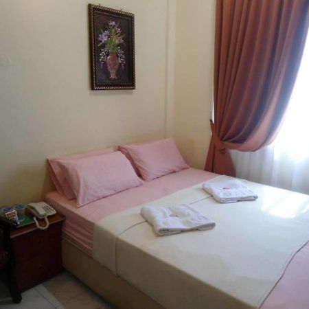 Hotel Teratai Tenang Kuala Terengganu Eksteriør billede